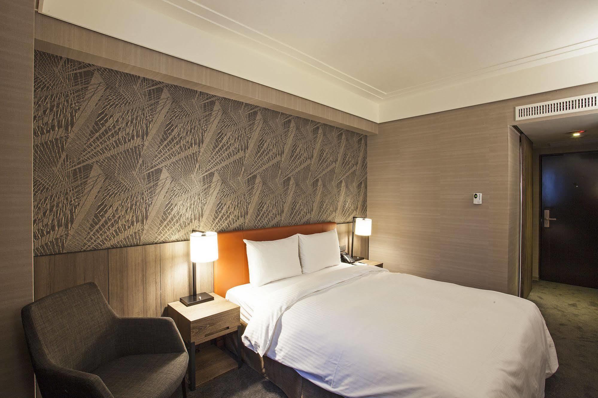 Citizen Hotel Taipei Extérieur photo