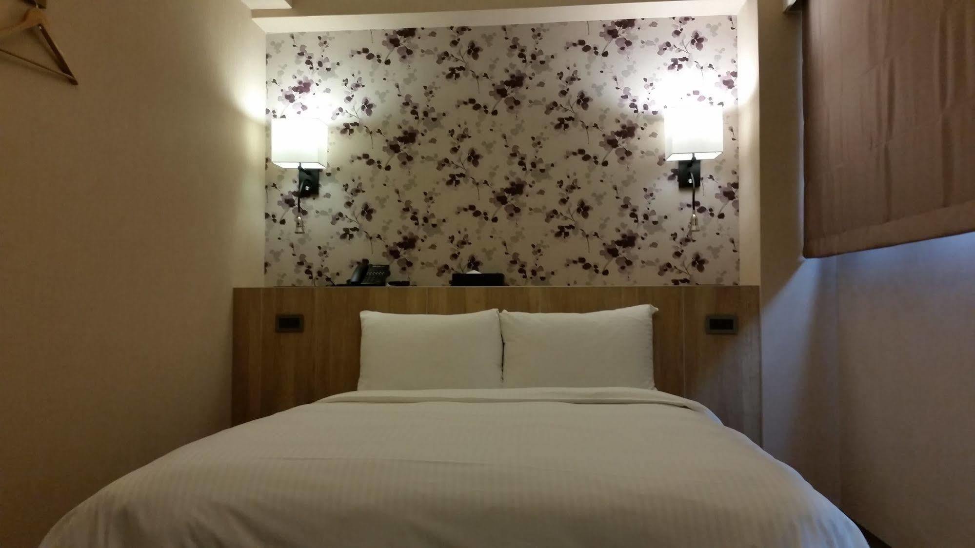Citizen Hotel Taipei Extérieur photo
